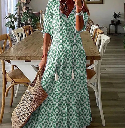 Lilly - Maxi dress with short sleeves and V-neck with floral pattern