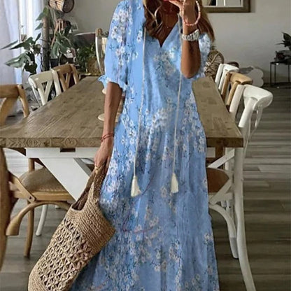 Lilly - Maxi dress with short sleeves and V-neck with floral pattern