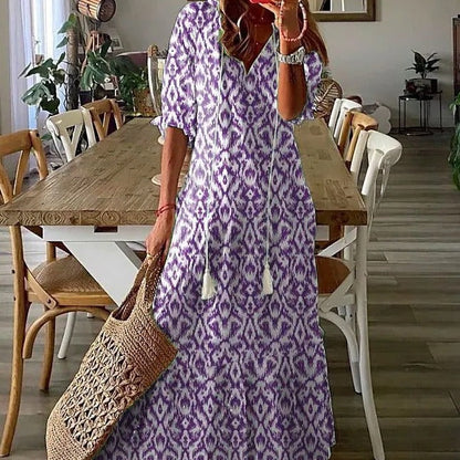 Lilly - Maxi dress with short sleeves and V-neck with floral pattern